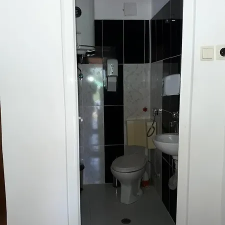 сандим Hotel 2*