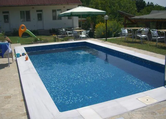 מלון сандим 2*